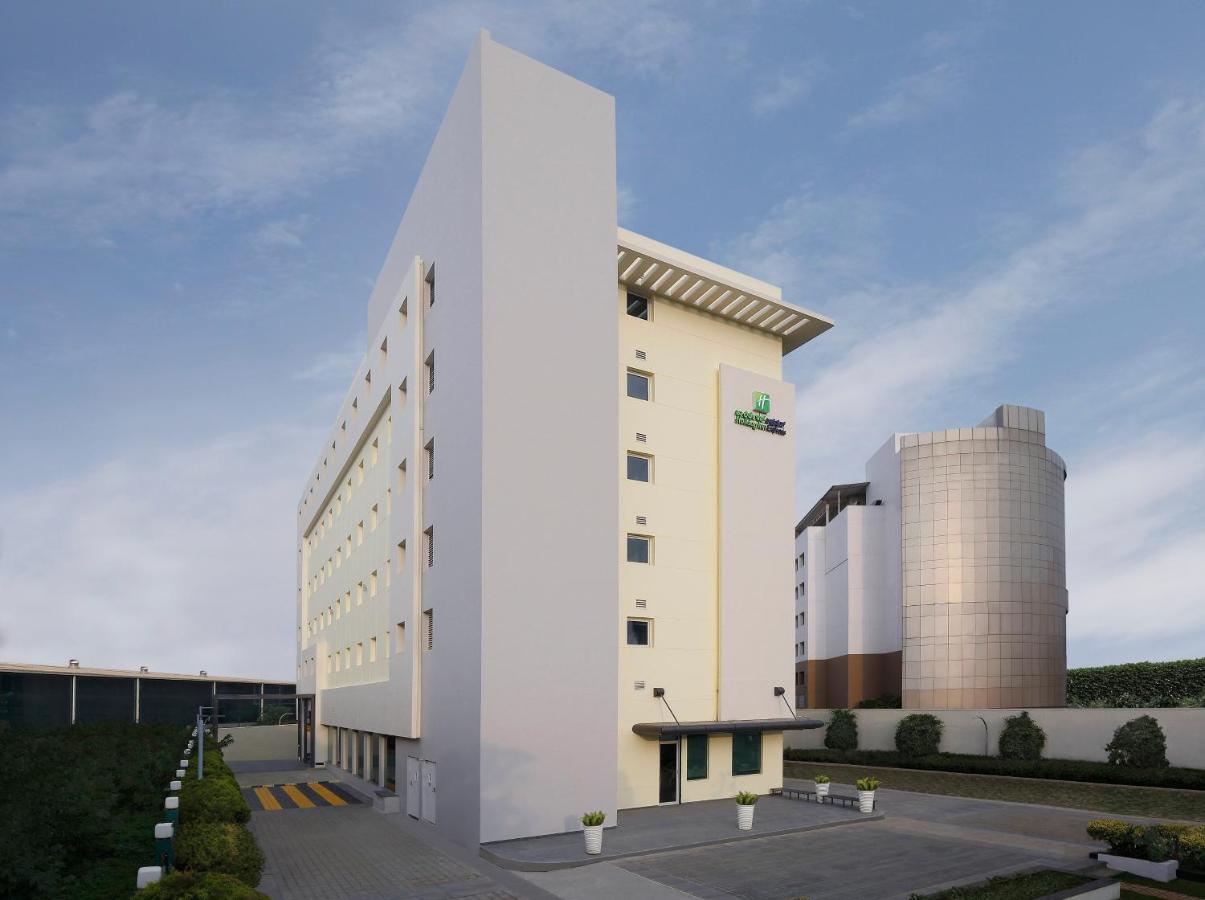 Holiday Inn Express Bengaluru Whitefield Itpl By Ihg Εξωτερικό φωτογραφία