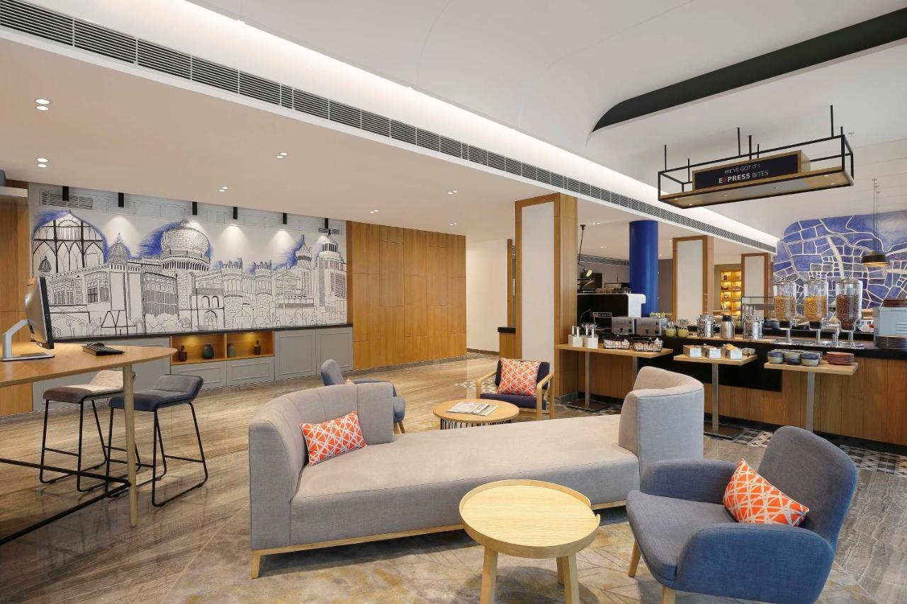 Holiday Inn Express Bengaluru Whitefield Itpl By Ihg Εξωτερικό φωτογραφία
